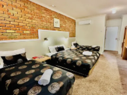 Early Australian Motor Inn Hotels in Mildura