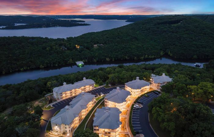 Ozark Mountain Oasis For 7!