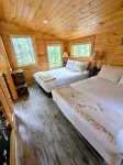 Treehouse near Bar Harbor. Luxurious and private!