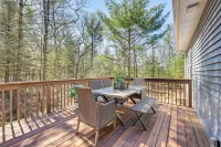 Chic Wisconsin Retreat w/ Deck, Grill & Fire Pit! - Wifi