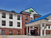 Holiday Inn Express & Suites Mcpherson by IHG