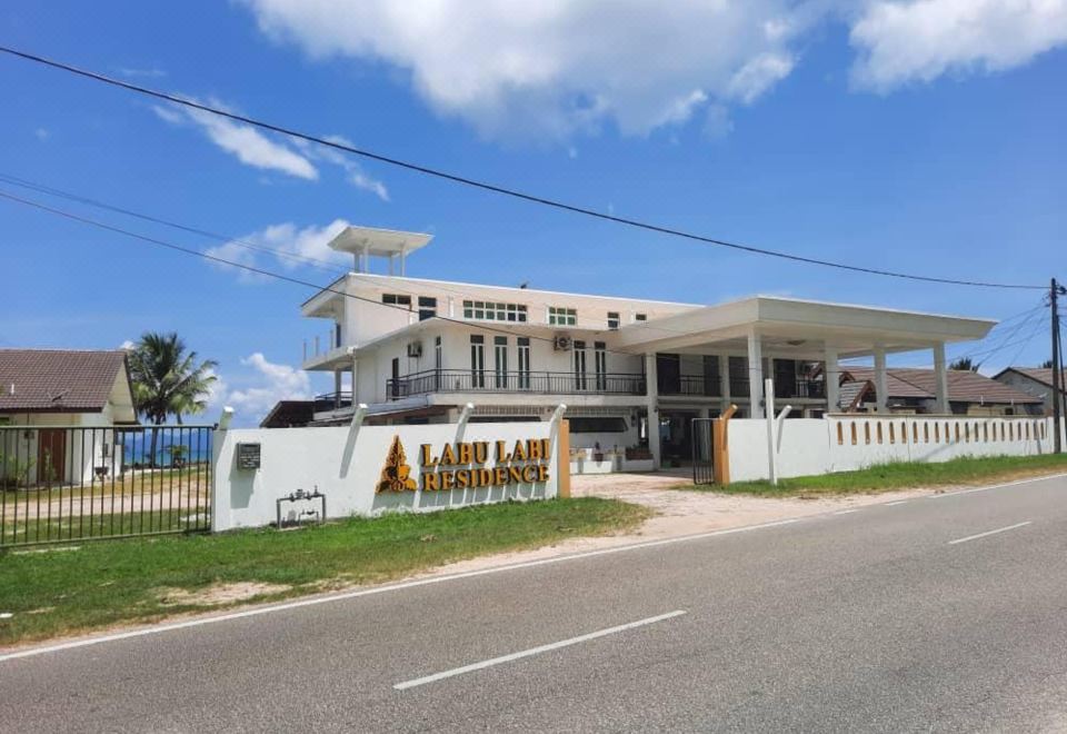 3. 라부 라비 레지..