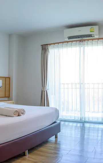 ห้องสแตนดาร์ด เตียงใหญ่ 1 เตียง