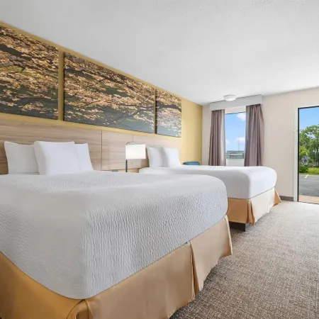 Days Inn by Wyndham Fort Wayne