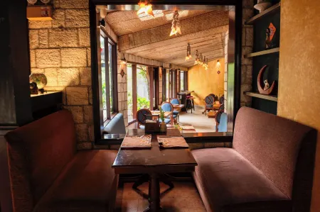 Sapa Elegance Hotel Отели в г. Шапа