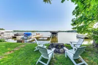 Fish, Swim & Explore: Mukwonago Lake House! - Homestays