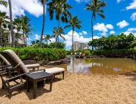 Alluring and Elegant Ocean View Luxurious Beach Villa in Ko Olina - Bungalows