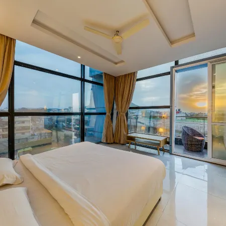 Sapphire Premium Hotel & Suite