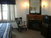 Sturbridge Country Inn