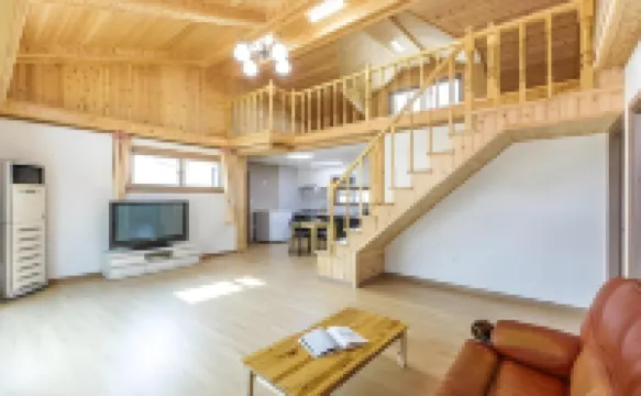 Hongcheon Oz Pension