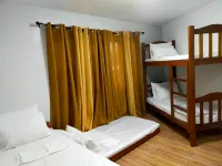 Pompeo and Luming's Inn