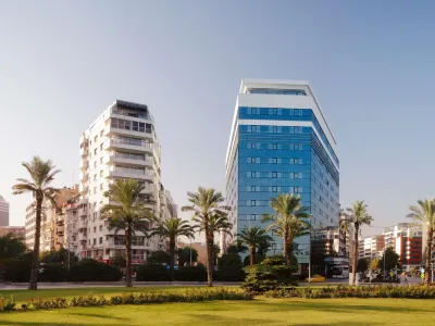 Mövenpick Izmir Các khách sạn gần Kordonboyu