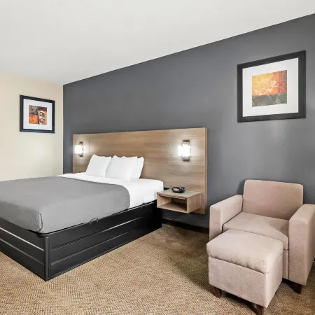 Quality Inn Oak Grove Fort Campbell
