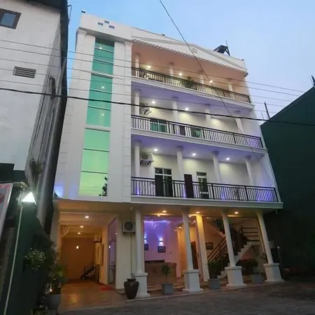 Kings Gate Airport Transit Hotel