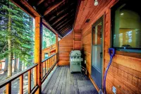 Your Peaceful Getaway - Lake Tahoe Luxury Chalet w/ Gym & Theater
