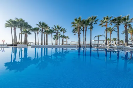 에스티발 토레케브라다  호텔