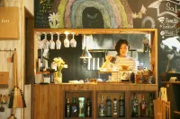 Saku Cafe - Bares