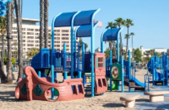 The Diamond Dune' Luxury Santa Monica Home Walk to Beach 4BR Parking 2 Balconies