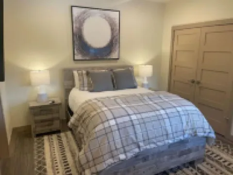 Modern Upper Pines Chalet