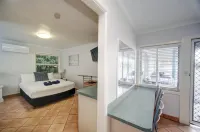 Bali Hi Motel