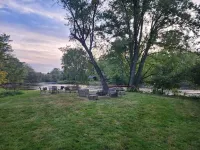 Cedarburg \ Mequon River retreat Hotels in Mequon