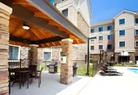 Staybridge Suites Durham-Chapel Hill-RTP فنادق في دورهام