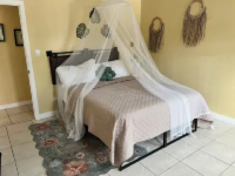 Charming 2-bedroom apartment in amazing St Croix with AC, WiFi