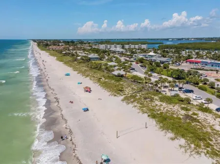 Floridian Flamingo Casita, 201 Отели в г. Манасота-Ки