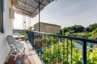 Cute apartment whit balcony. Hotel di Minturno