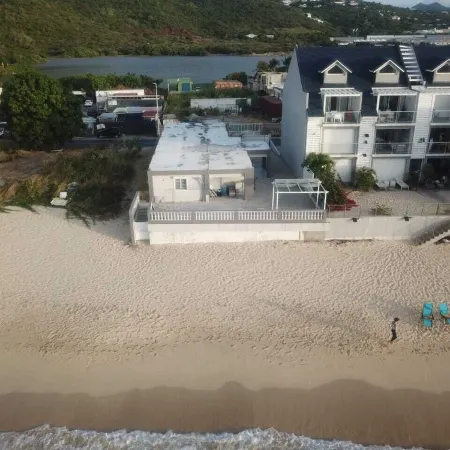 Novels Villa is Family friendly home with the Caribbean Sea as your backyard