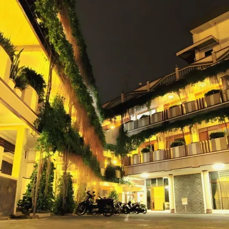 Hotel Lestari Near Lippo Plaza Mall Jember
