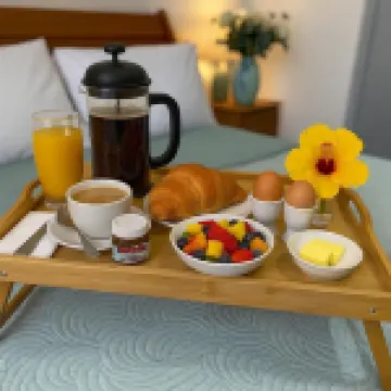 NEW 2 Bed2 Bath Tropical Villa.Ultimate Escape! Private Pool.Covered Patio & BBQ