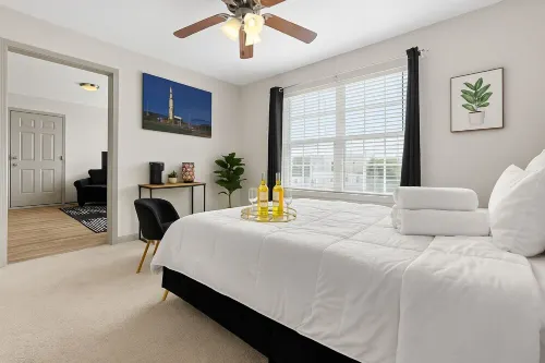 3 mins from Redstone Arsenal &Bridge Street