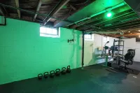 2BR with Pretty Art and Cinema Reclining Couches