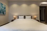 Luxury Downtown Hotel Apartment - 3 Bedrooms