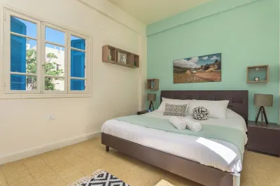 Mikaella's Cozy 1-BR with 24/7 Electricity Hotels in 