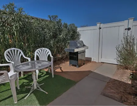 Historic Midtown Phoenix Red Brick 2 Kings