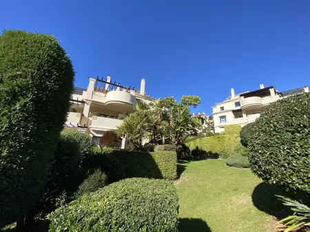 Sunset Luxury Retreat Отели рядом с достопримечательностью «Villa Padierna Driving Range & Michael Campbell Golf Academy»