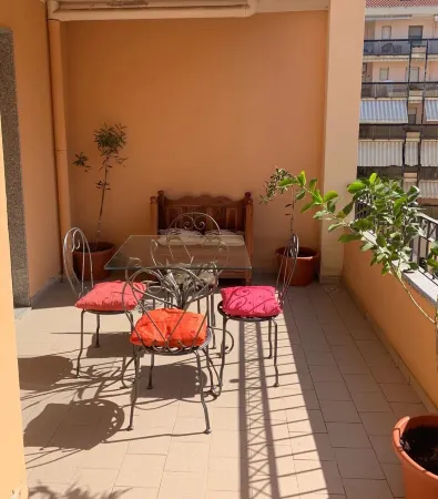 Alghero Lido, 2 bedroom, 2 balcony apartment , 5 minutes walk from the beach