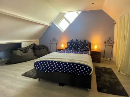 Heavenly vacation home near the sea