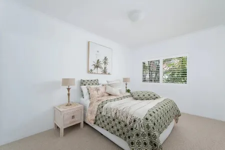 10 Messines Zenith Отели рядом с достопримечательностью «Shoal Bay»