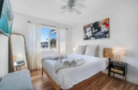 North Miami Clean & Cozy Home, Pool, PingPong, FirePit, BBQ, Gated, Near Beaches Hotels near Oleta River State Park