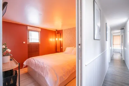 Maison sur L'eau à 4ominutes de Paris Отели рядом с достопримечательностью «Высшая школа экономических и коммерческих наук»