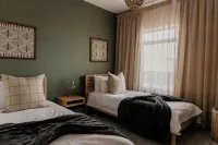 Charming 2-Bedroom Retreat in the Heart of Swakopmund – Walk to Beach & Cafés!