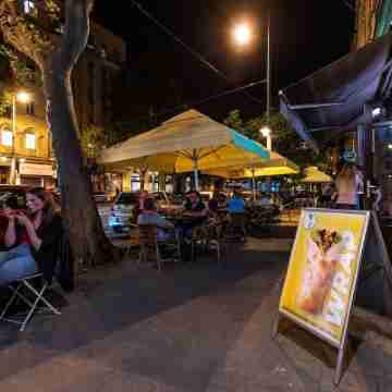 Charming 1-bedroom apartment with AC and WiFi in Budapest Dining/Meeting Rooms