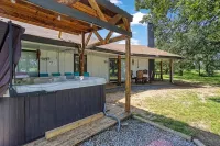 Private Guest Suite + Zipline + Hot Tub + Starlink + Game Room-Near Lake Texoma