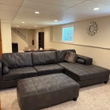 Charming 3 Bedroom 2.5 bathroom finished basement, Huge yard and Charcoal grill