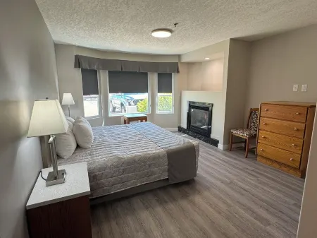 Western Budget Motel Leduc #3 Отели в г. Ледук