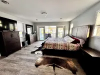 Stunning 3-Story Lakehouse in Sylvan Beach, Sleeps 10, WiFi & Walk to the Beach!