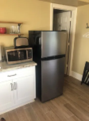 Charming 1-bedroom house in Escondido with AC, WiFi, quiet and private, views 希登梅多斯酒店